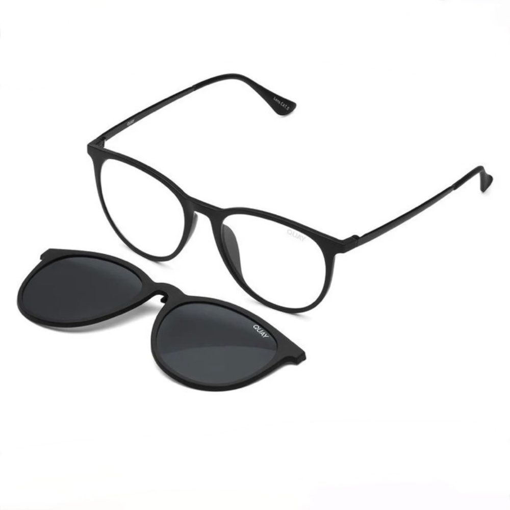 Quay Great Escape Clip On blue light glasses with sunglass add on - Black/Smoke